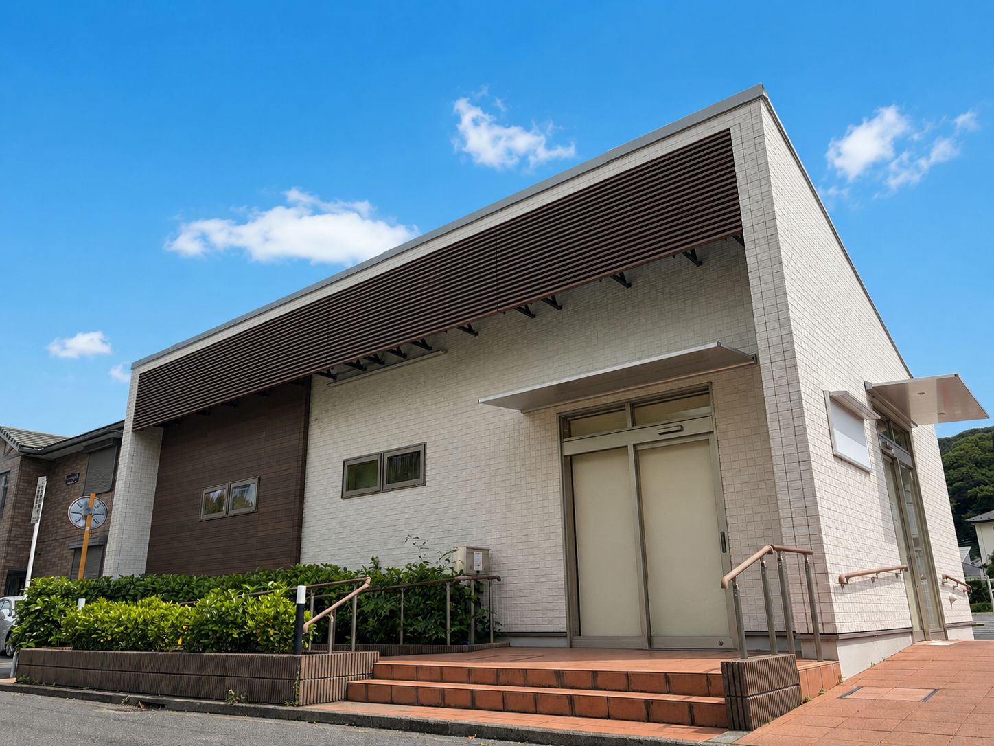 サテライト、りんどう平塚(外観).png
